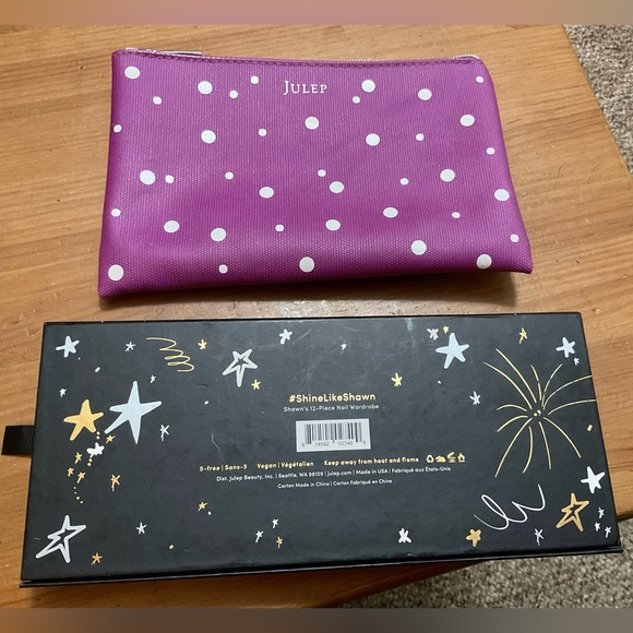 Julep: purple poke  a dot cosmetics bag and a box gift set 2018 and 3 bonus ones - Picture 3 of 3